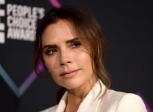 Victoria Beckham tiết lộ quá khứ bị bắt nạt về thể xác lẫn tinh thần