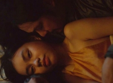 Nam diễn viên hơn 30 tuổi nói gì khi đóng cảnh nóng với bé gái 13 tuổi?