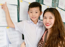 Vợ chồng Đăng Khôi 'choáng' khi con trai đạt giải nhất thi viết