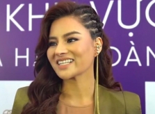 Vũ Thu Phương khác lạ khi trở lại showbiz sau 8 năm