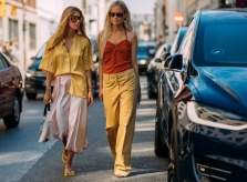 Tín đồ đua nhau xỏ dép tông đi xem tuần thời trang Copenhagen