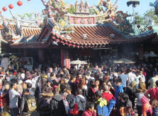 Nơi người dân túng thiếu có thể đến vay tiền ở Đài Loan