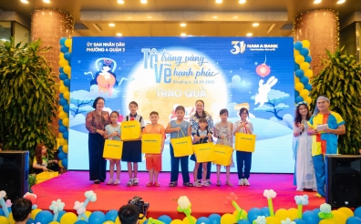 Tô trăng vàng, vẽ hạnh phúc 