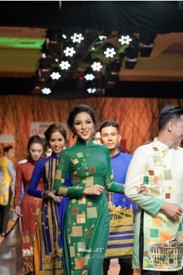 NTK Việt Hùng mang hơi thở mùa Xuân vào Phong cách và Cuộc sống (tt)