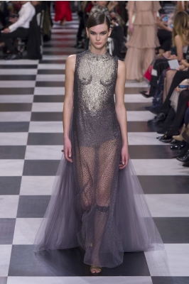 Bộ sưu tập ấn tượng tại tuần lễ thời trang Haute Couture