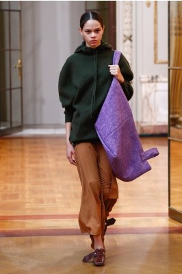 Bộ sưu tập cuối của Victoria Beckham tại tuần lễ thời trang New York