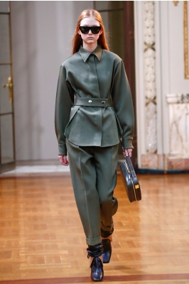 Bộ sưu tập cuối của Victoria Beckham tại tuần lễ thời trang New York