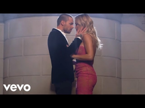 Hẳn là trùng hợp? Đúng 1 năm sau MV của ZAYN và Taylor Swift, Liam và Rita Ora tung MV OST 
